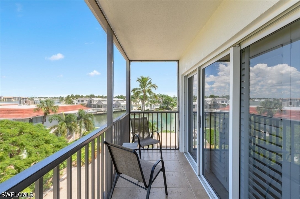 2170 Gulf Shore Boulevard N - Photo 9