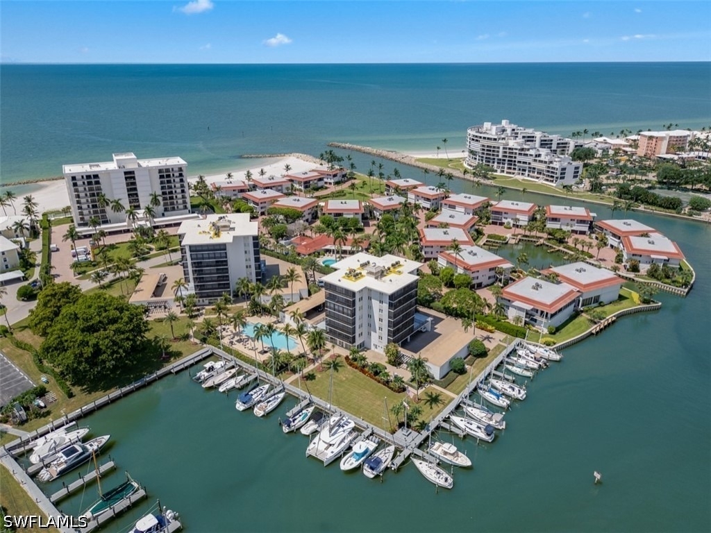2170 Gulf Shore Boulevard N - Photo 1