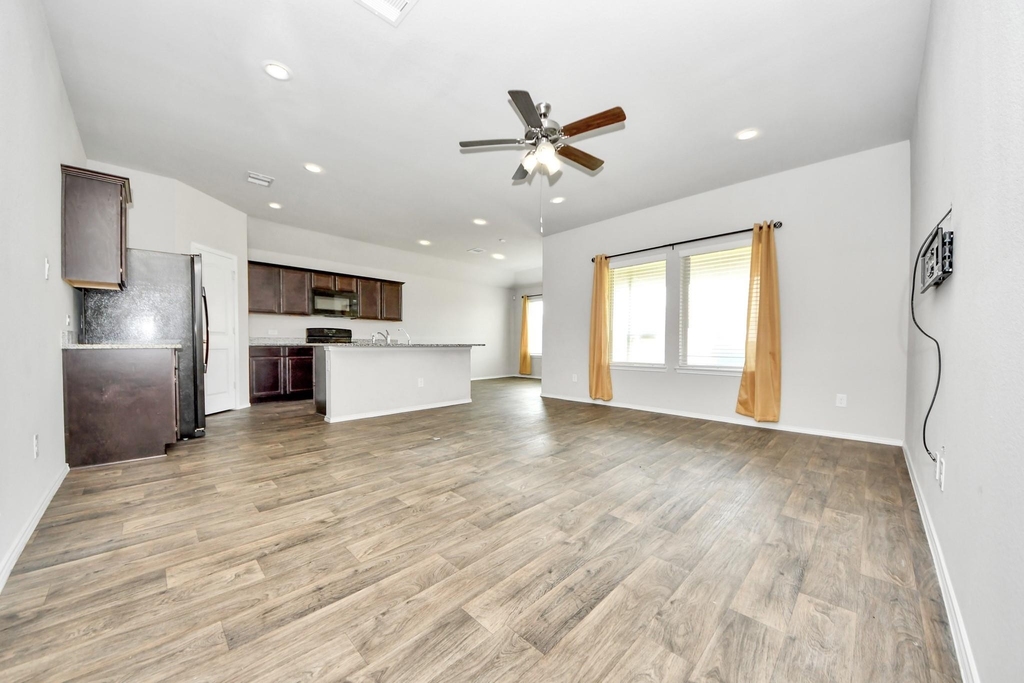 23431 Harrow Field Lane - Photo 7