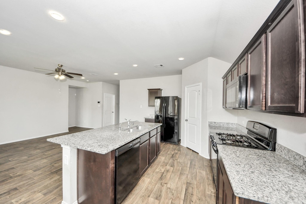 23431 Harrow Field Lane - Photo 10