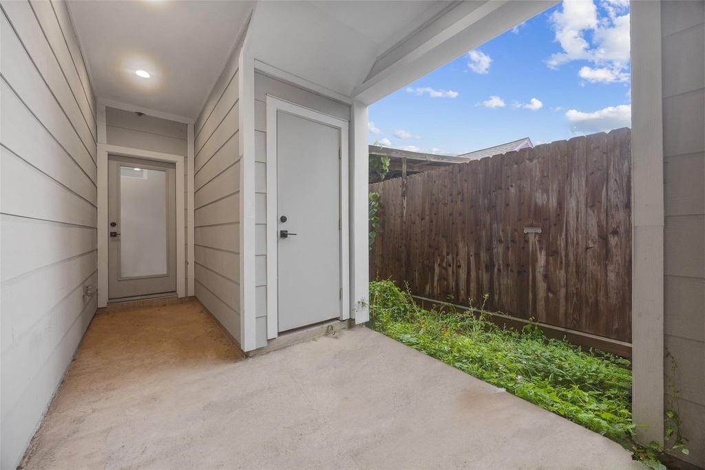 2056 Johanna Drive - Photo 18
