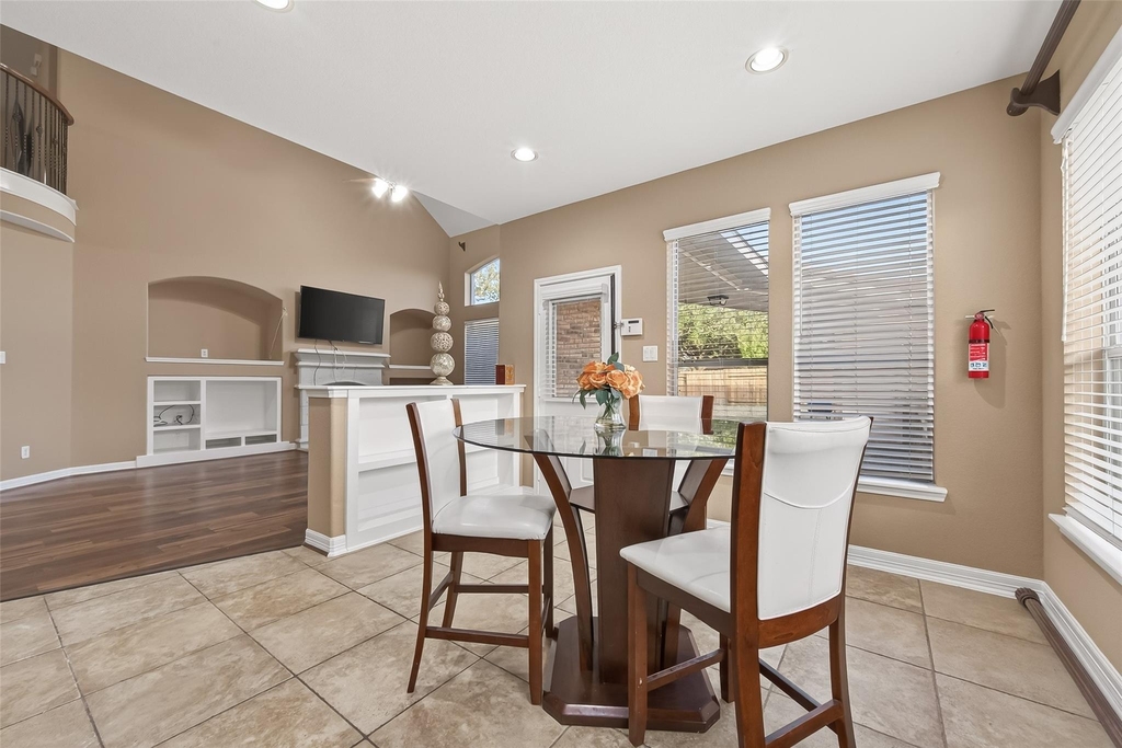 21103 Falcon Creek Court - Photo 15