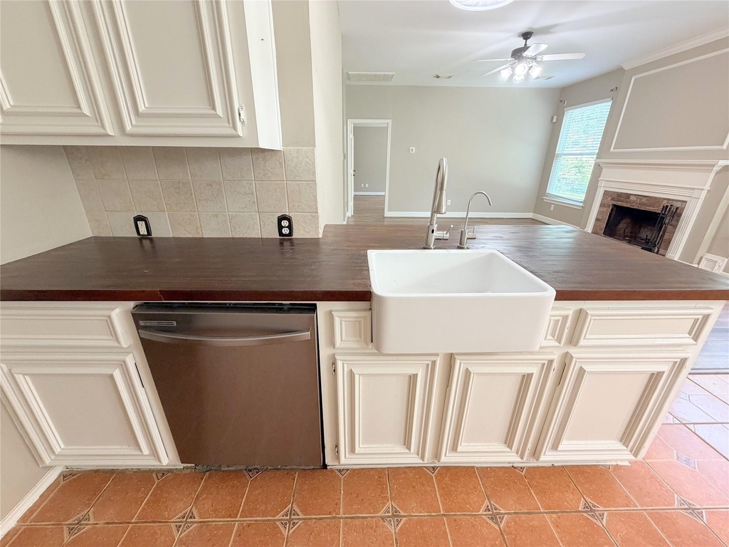 22510 Tullis Trail Court - Photo 11