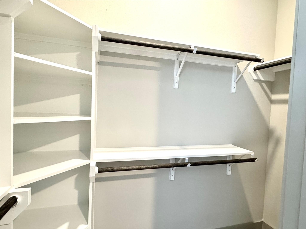 401 W 25th Street - Photo 11