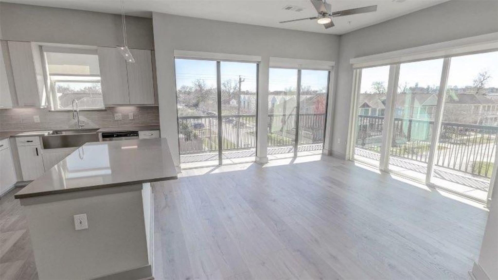 401 W 25th Street - Photo 1