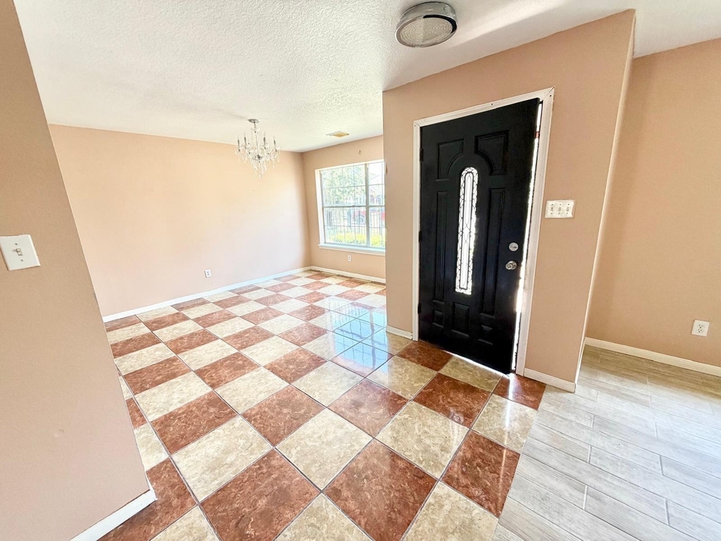 10139 Woodico Court - Photo 1