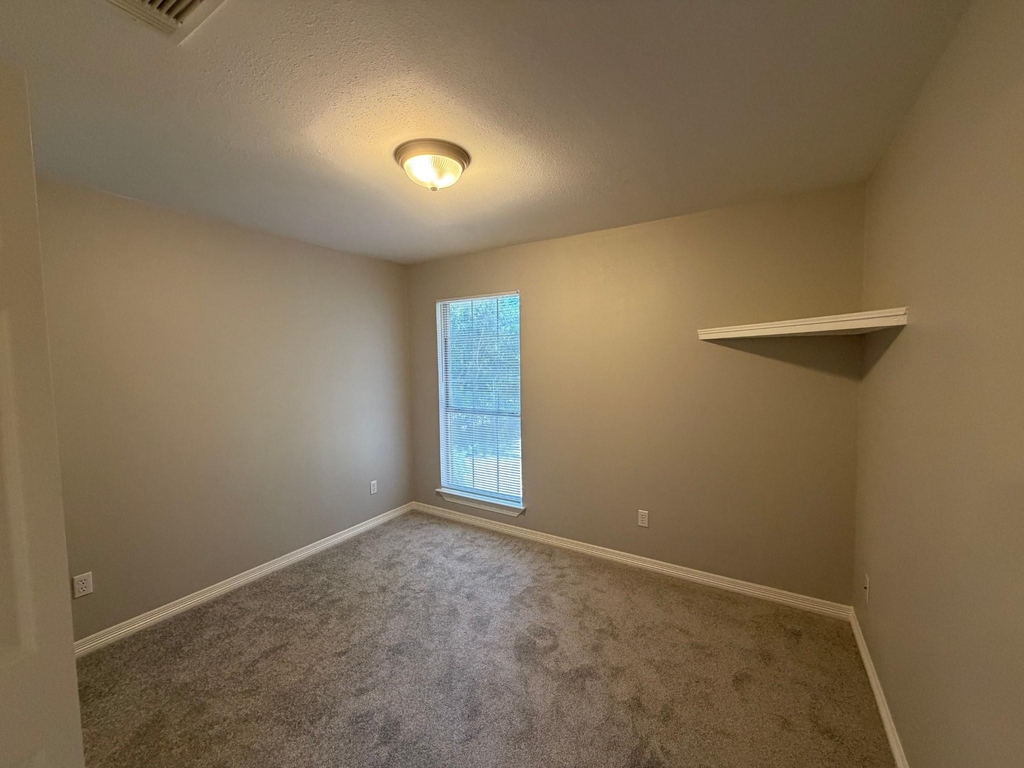 12711 Woodcreek Drive - Photo 12