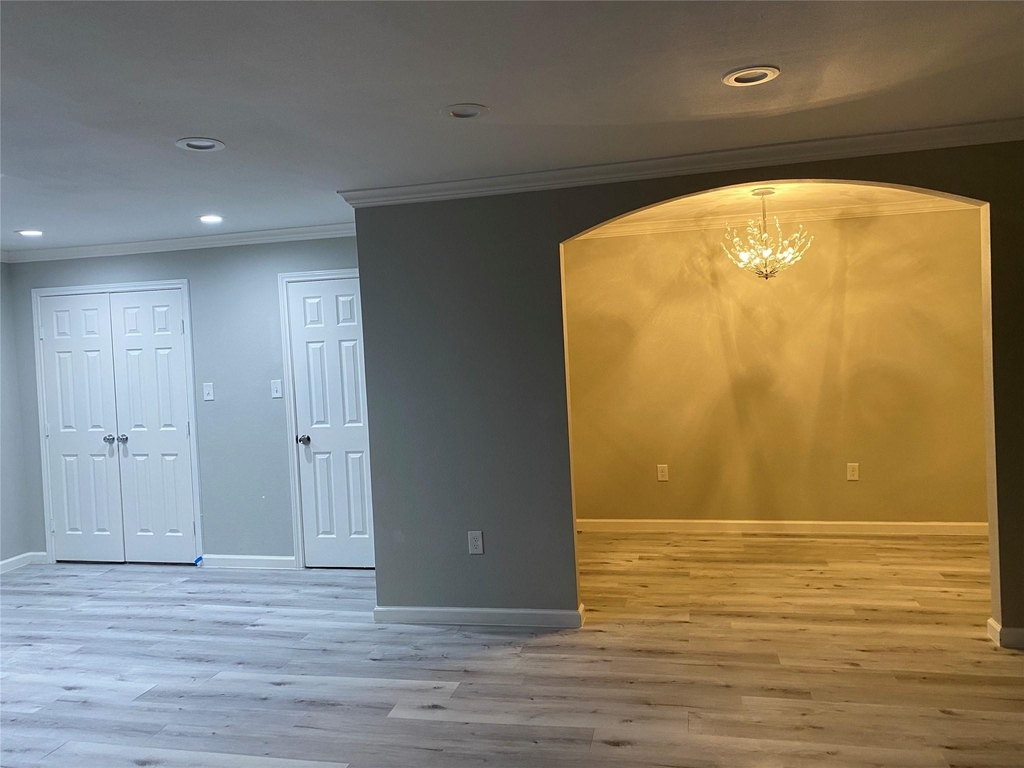 5314 Wenda Street - Photo 2