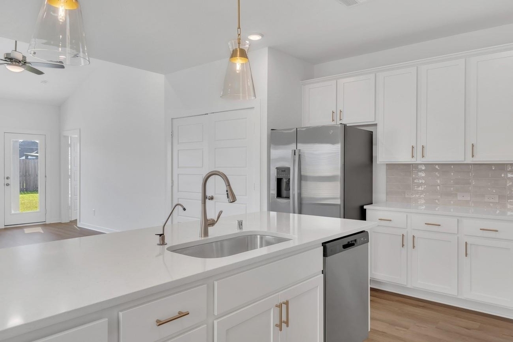 8026 Kay Harbor Drive - Photo 6
