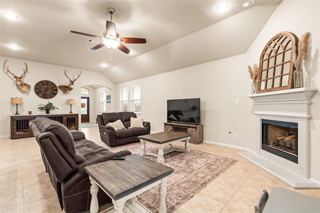 16226 Amber Brown Drive - Photo 4