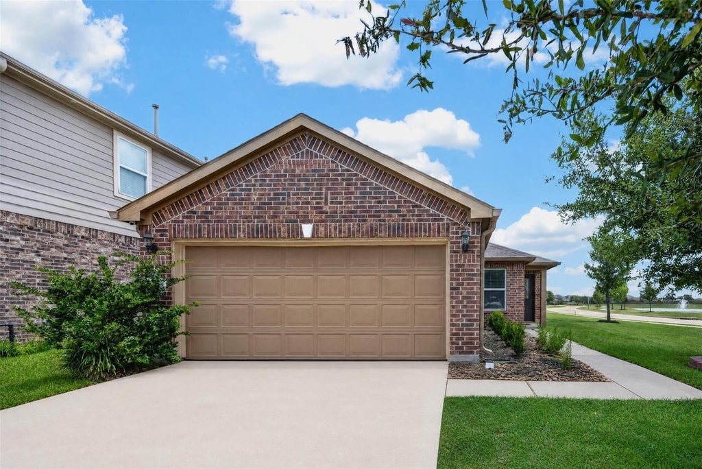 5202 Pine Forest Ridge Street - Photo 4