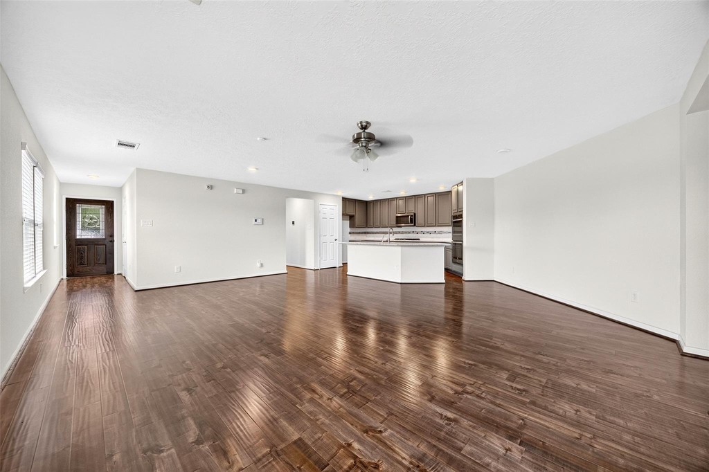 5202 Pine Forest Ridge Street - Photo 11