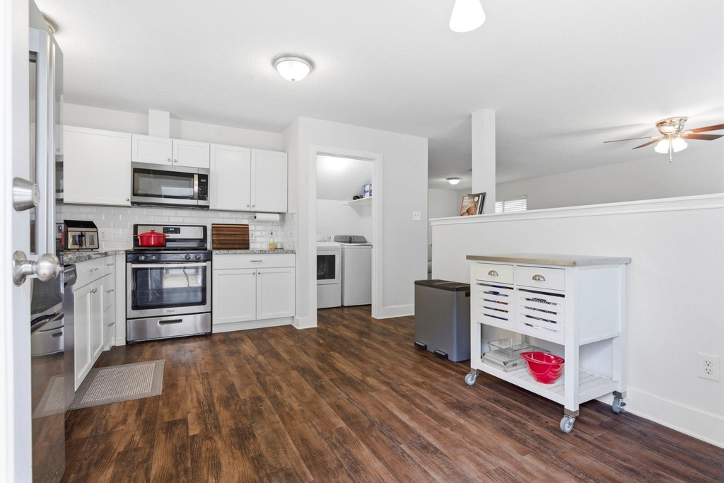 3947 Carriage Park Row - Photo 10