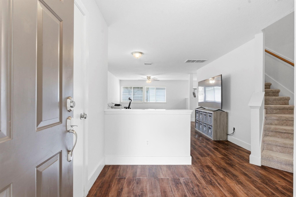 3947 Carriage Park Row - Photo 4