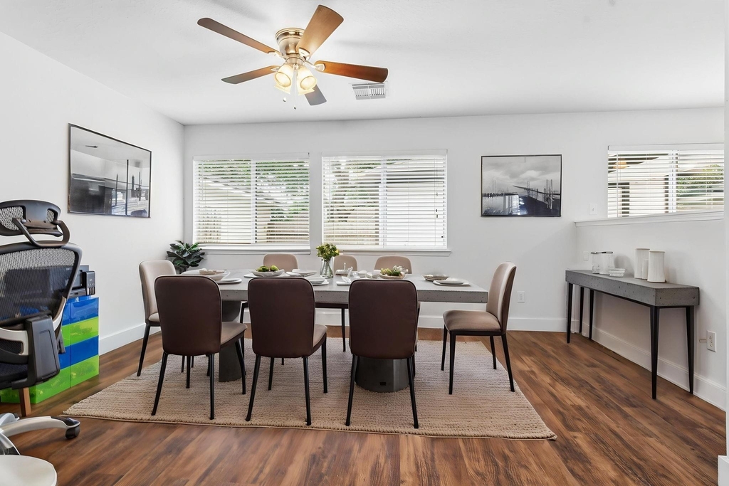 3947 Carriage Park Row - Photo 8
