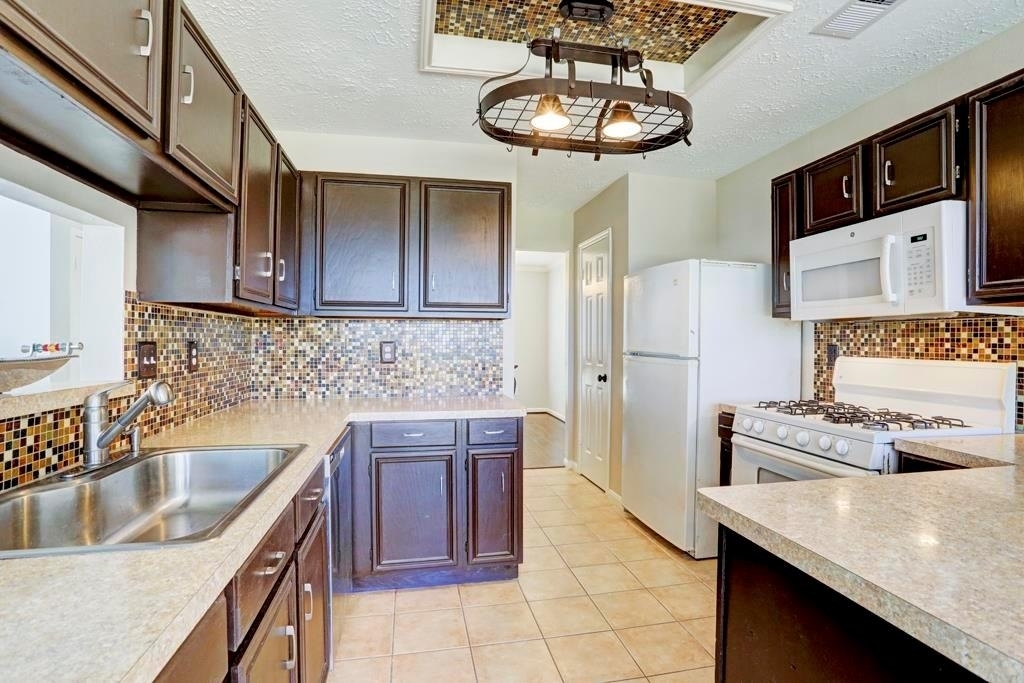 21702 N Tangle Creek Lane - Photo 5