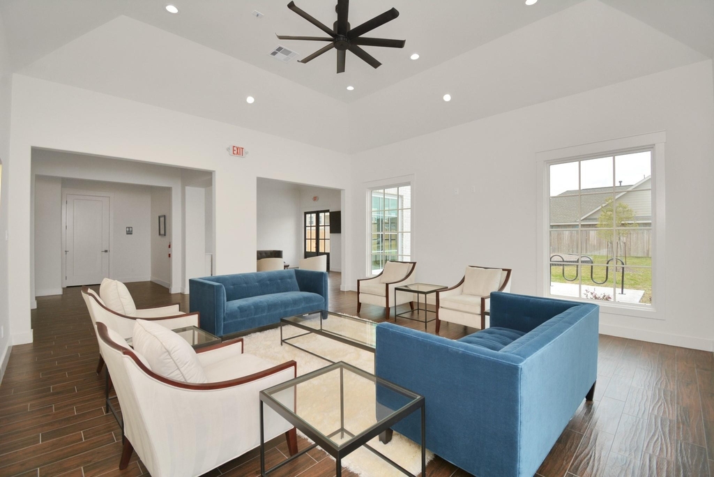 15826 Menlow Bend Drive - Photo 33
