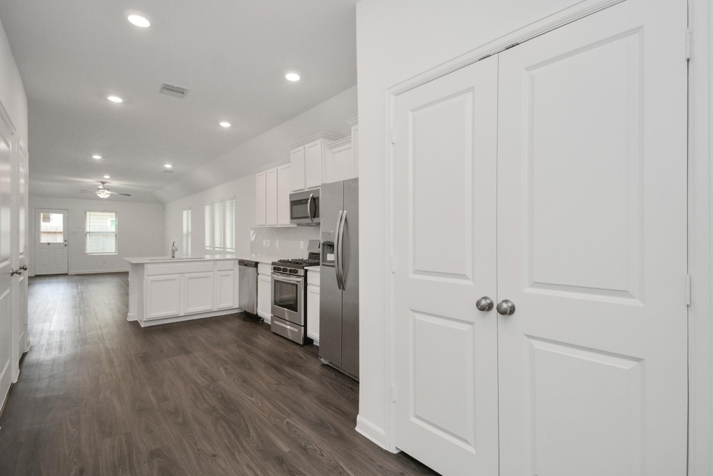 15826 Menlow Bend Drive - Photo 8