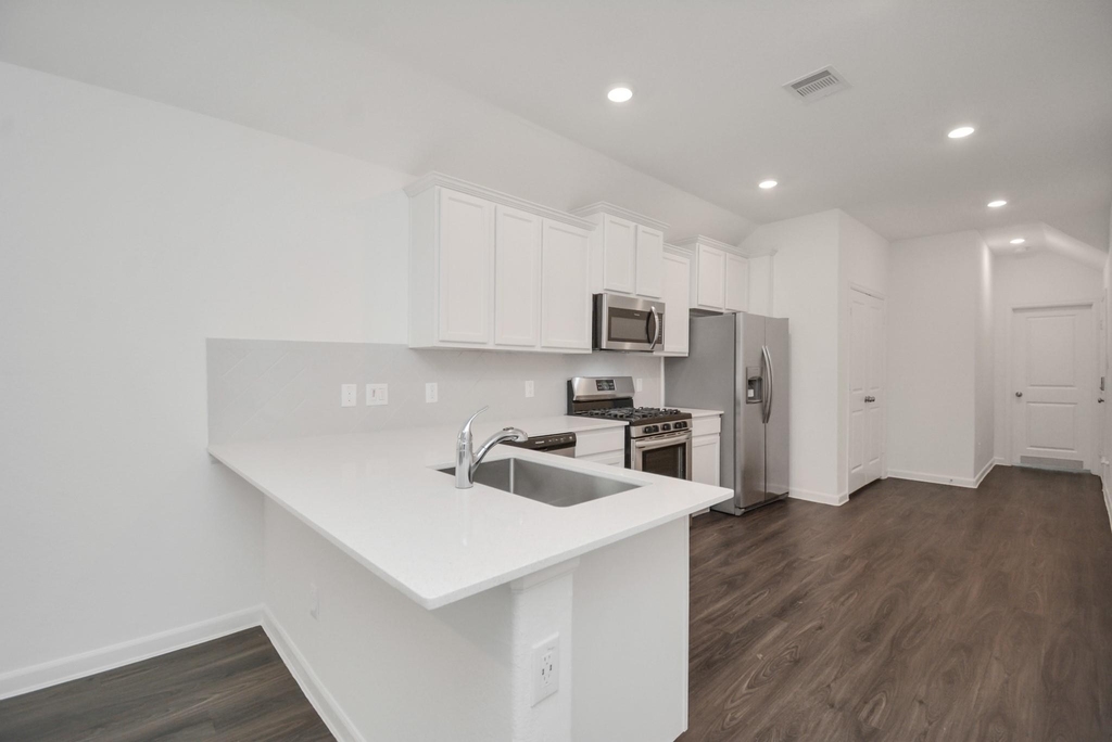 15826 Menlow Bend Drive - Photo 6