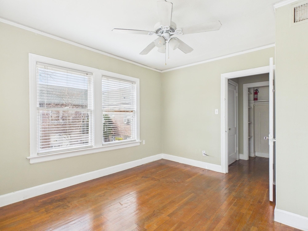 1920 Richmond Avenue - Photo 7