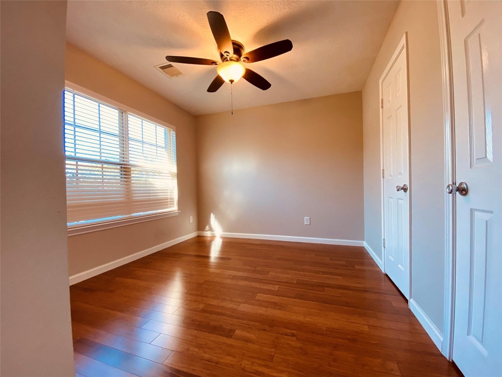 29206 Legends Valley Drive - Photo 17