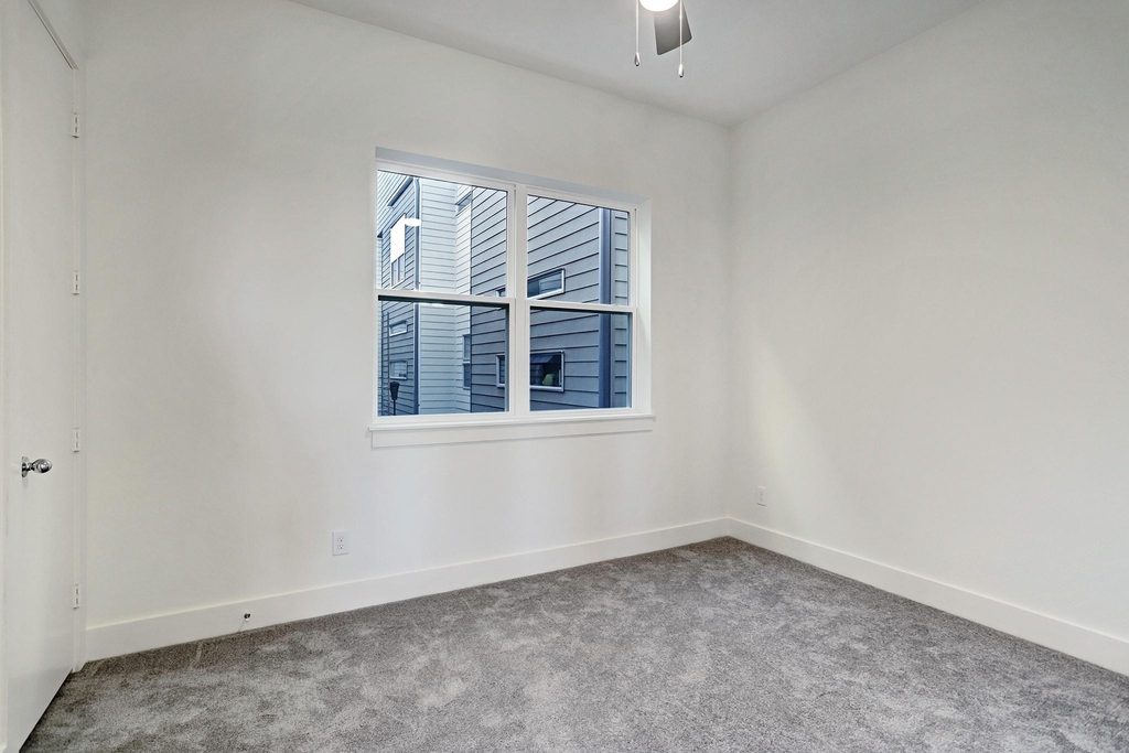2914 Cline Street - Photo 8