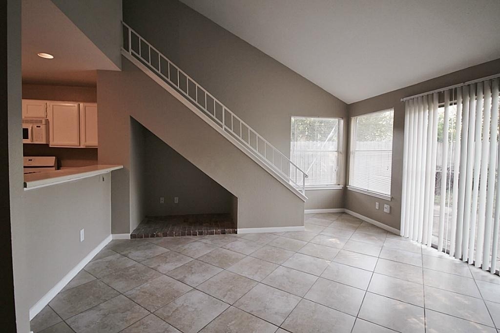 12026 Kleinmeadow Drive - Photo 2