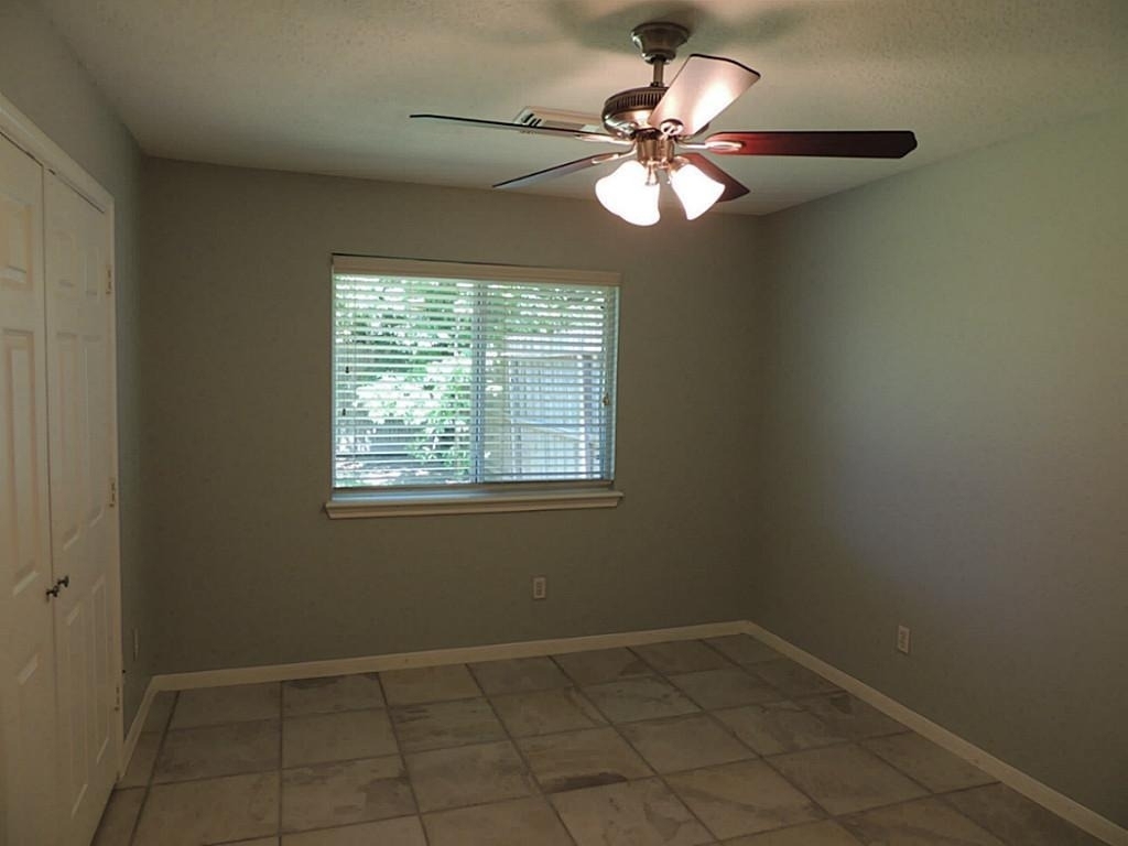 236 Canterbury Drive - Photo 10