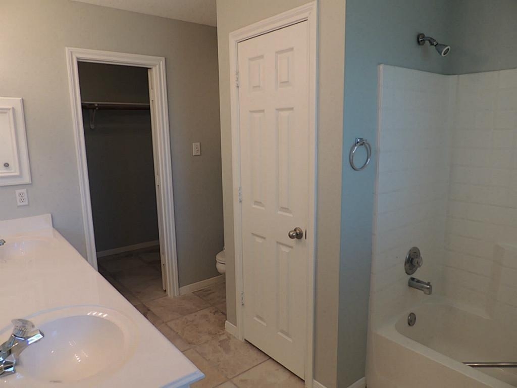 236 Canterbury Drive - Photo 8