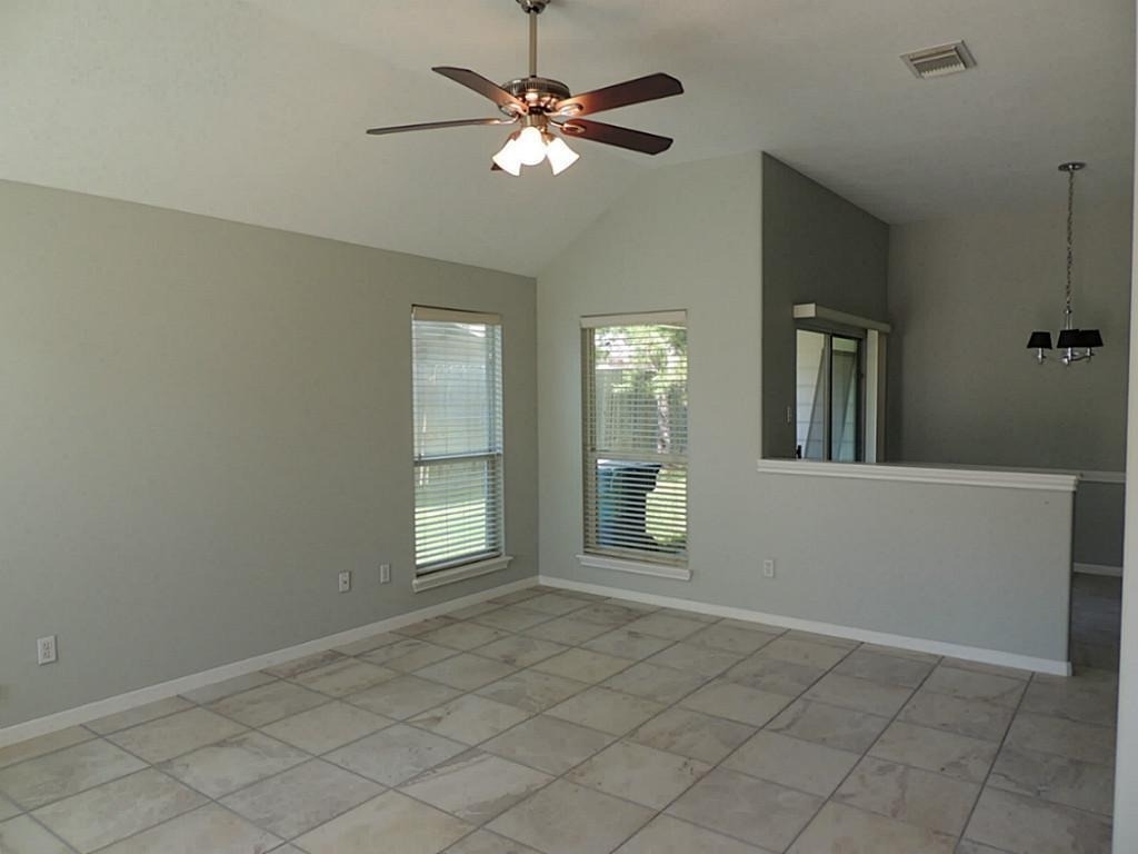 236 Canterbury Drive - Photo 2