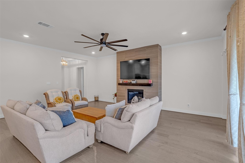 10922 Providence Court - Photo 7