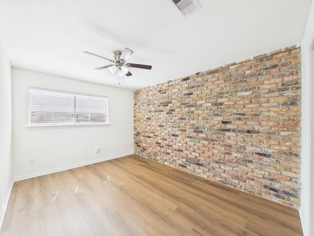 5343 Richmond Avenue - Photo 9
