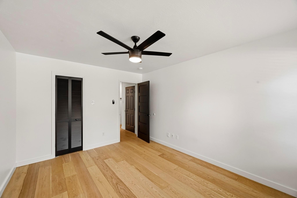 13510 Gospel Way - Photo 18