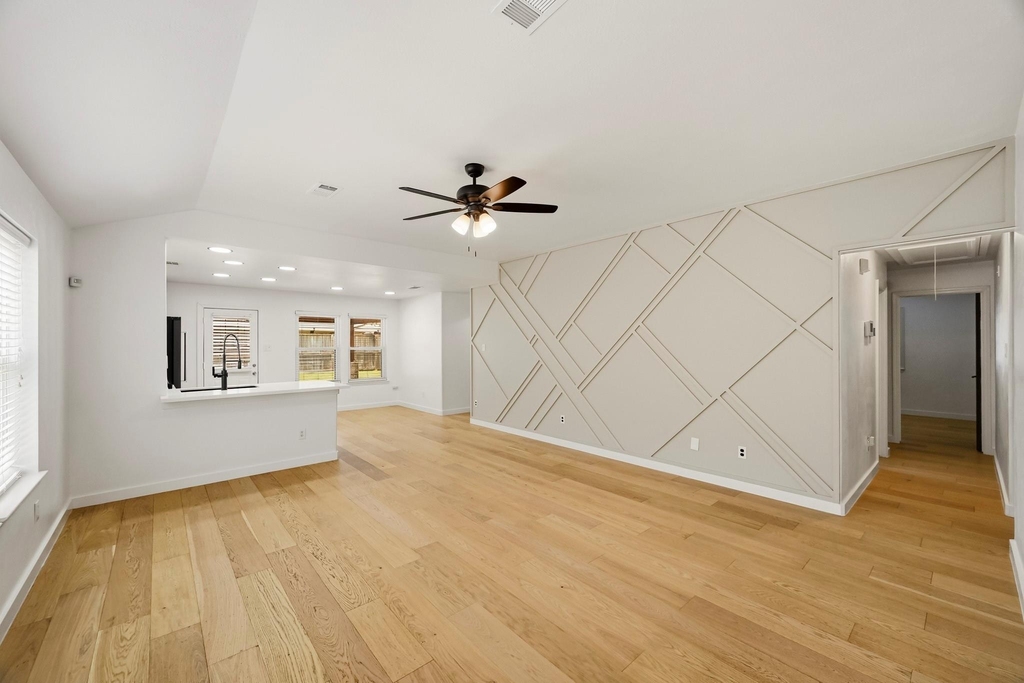 13510 Gospel Way - Photo 4