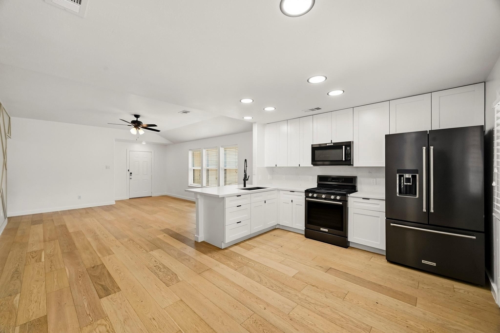 13510 Gospel Way - Photo 7