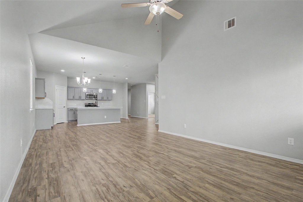 20926 Corisande Street - Photo 7