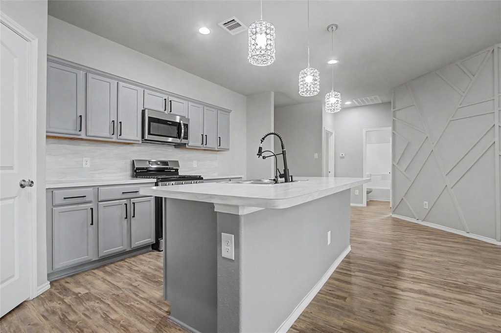 20926 Corisande Street - Photo 0