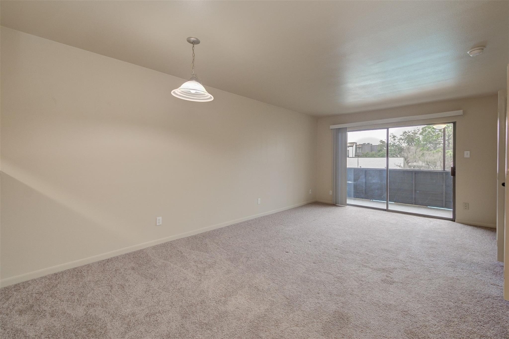 3045 Walnut Bend Lane - Photo 3