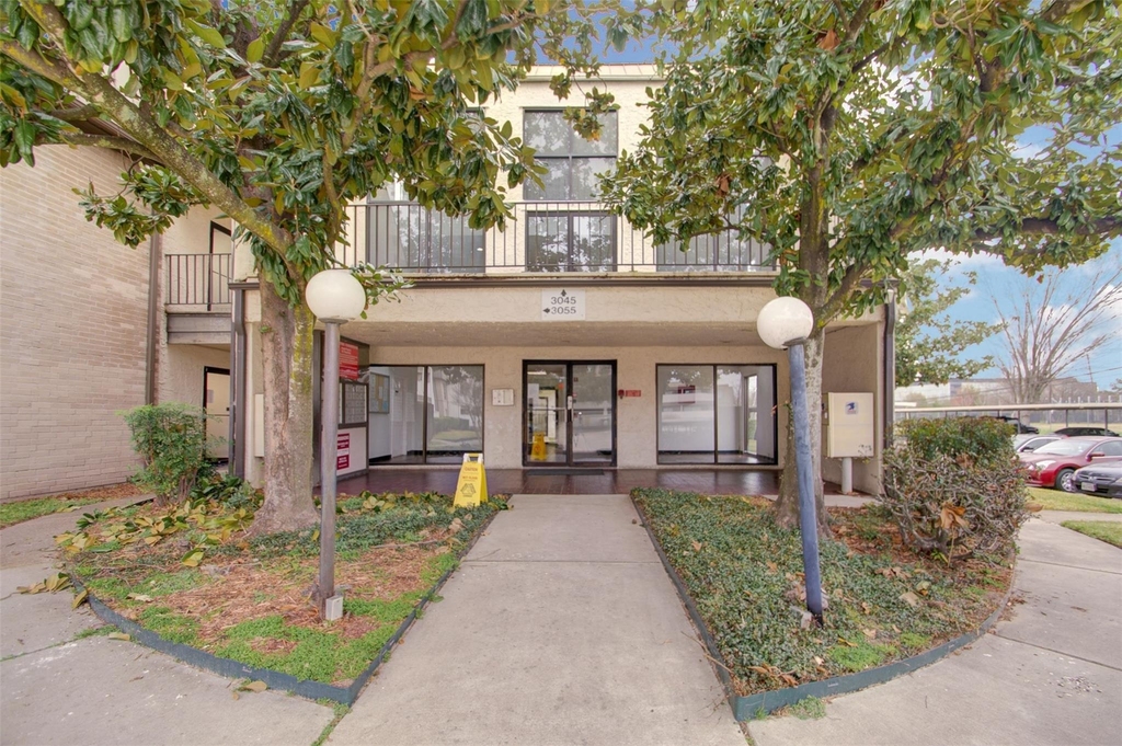 3045 Walnut Bend Lane - Photo 0