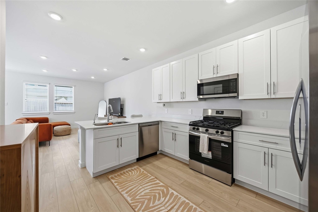 3614 Eclipse Court - Photo 5
