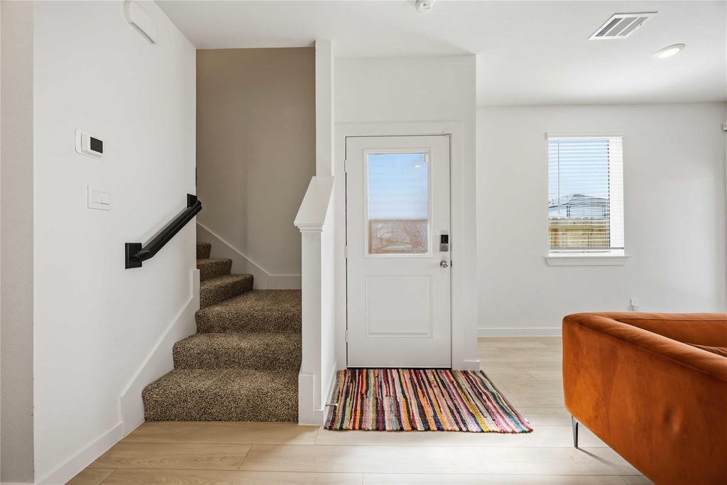 3614 Eclipse Court - Photo 3
