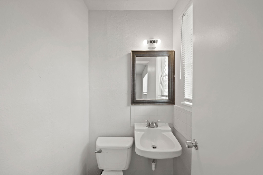 306 Pear Street - Photo 5