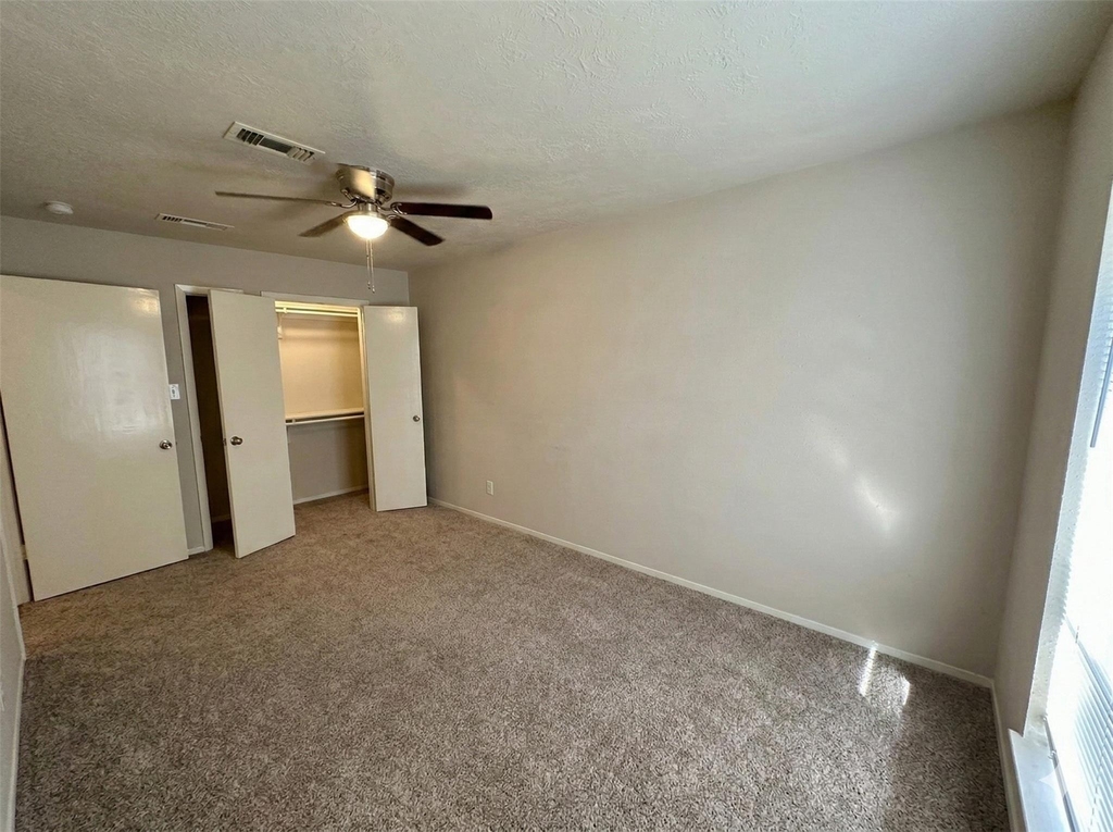 206 Verna Street - Photo 15