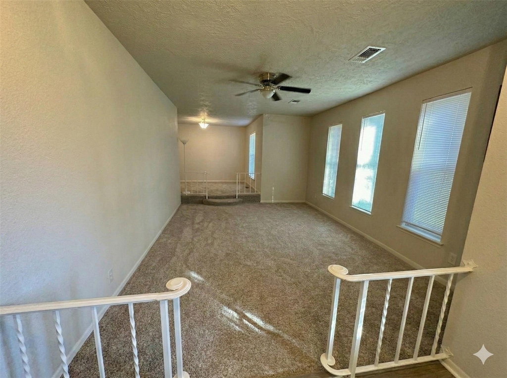 206 Verna Street - Photo 10