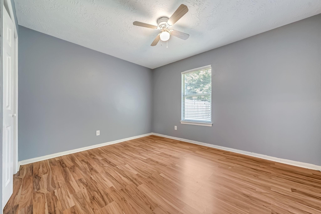 16393 Ryan Guinn Way - Photo 14