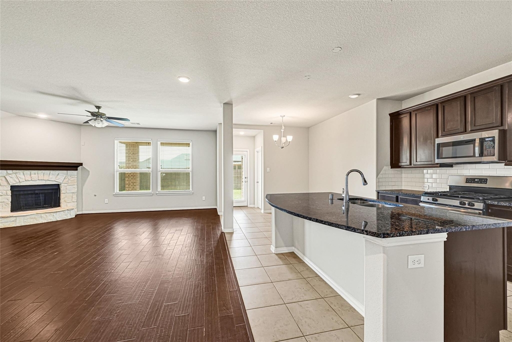 8414 Victoria Springs Drive - Photo 6
