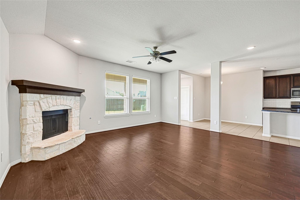 8414 Victoria Springs Drive - Photo 4