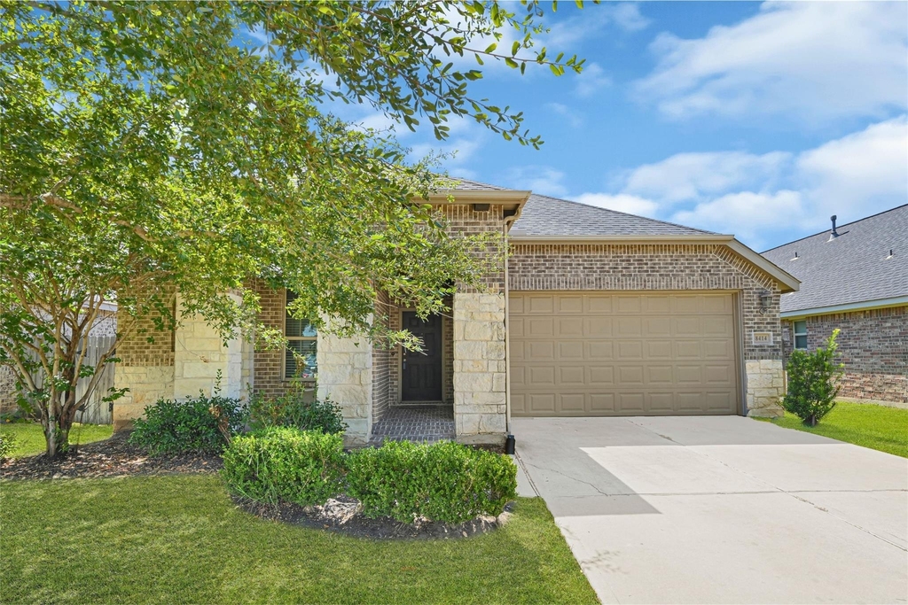 8414 Victoria Springs Drive - Photo 1