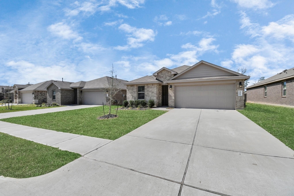14206 West Rim Lane - Photo 3