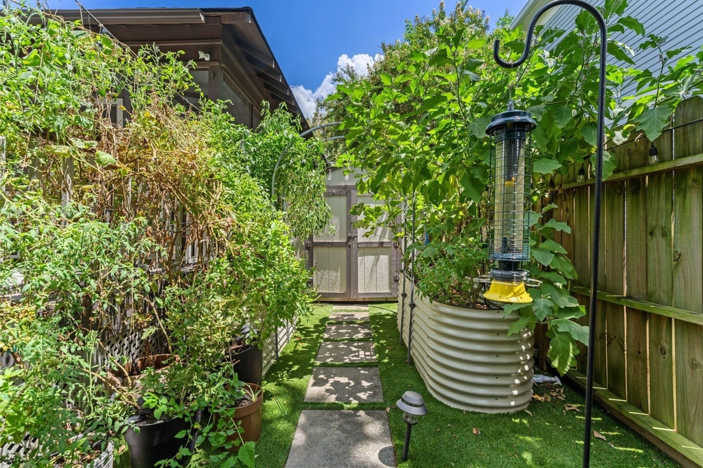 611 Enid Street - Photo 23